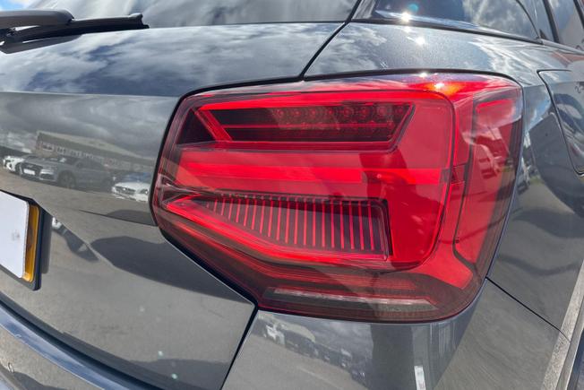 AUDI Q2 Photo 18