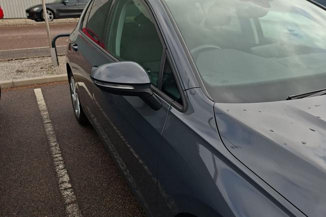 VOLKSWAGEN Golf Photo 20
