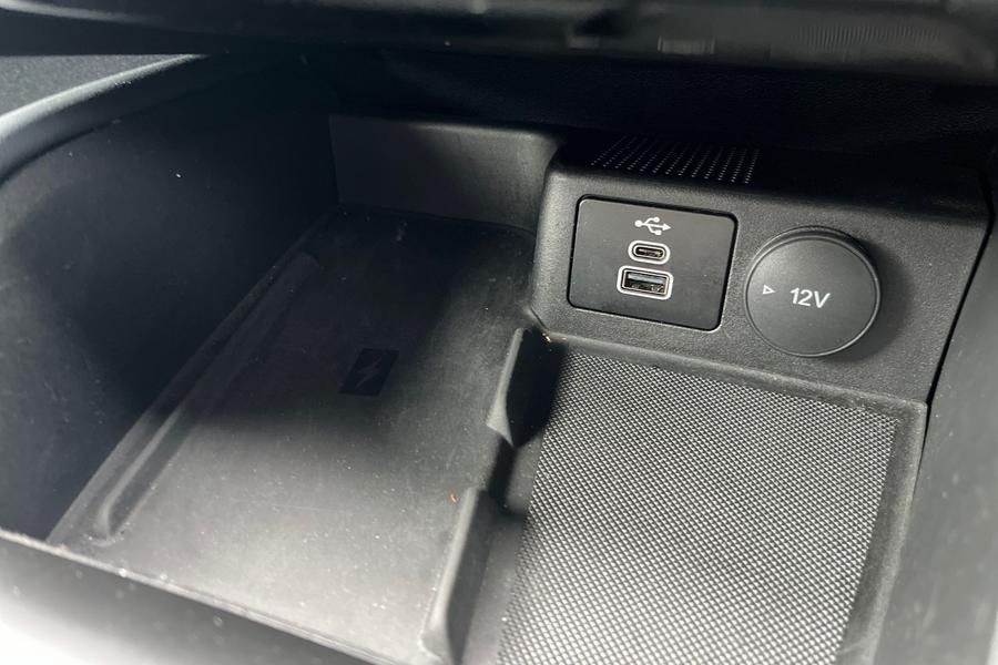 Ford KUGA Photo autoimg-4263e5890b8e46f505acc7bae267ed759f4f1b65.jpg