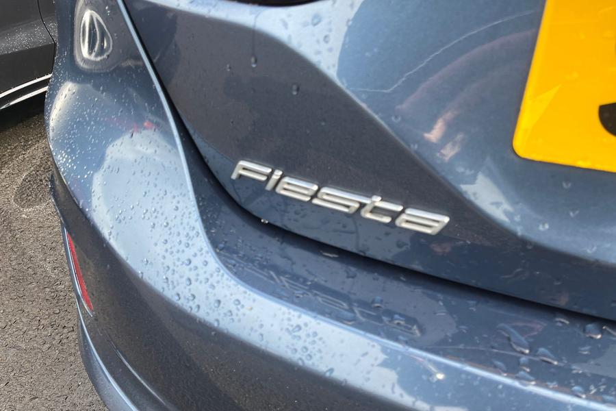 Ford FIESTA Photo autoimg-42665fc00b0bc65c46f39d922084fd08cb65e9e5.jpg