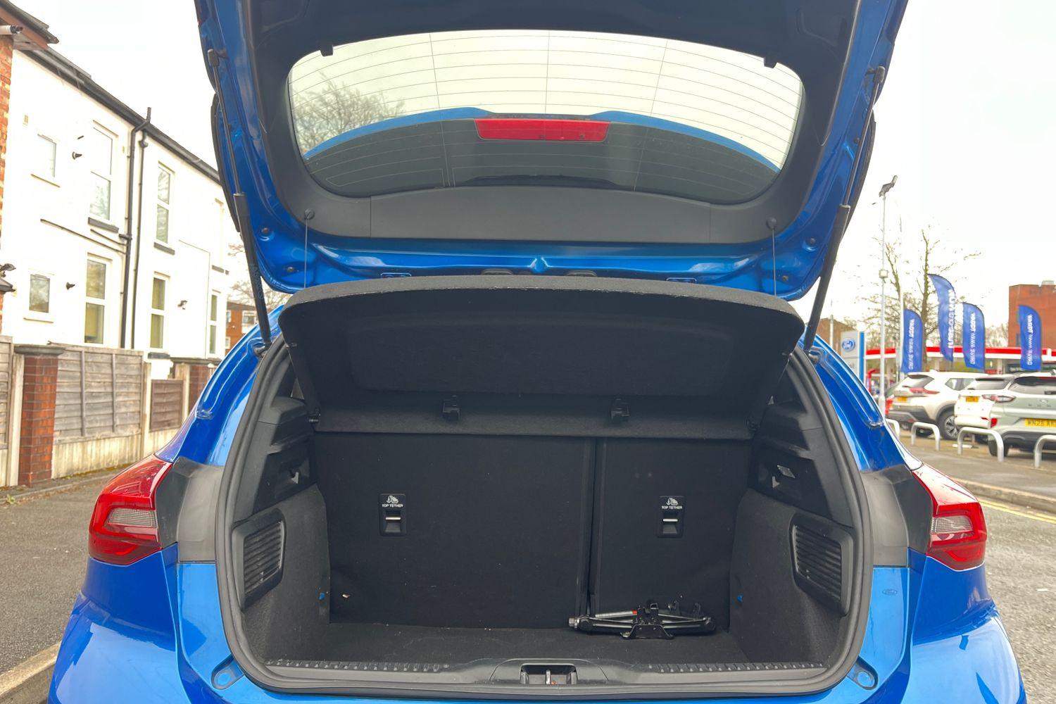 Ford FOCUS Photo 20