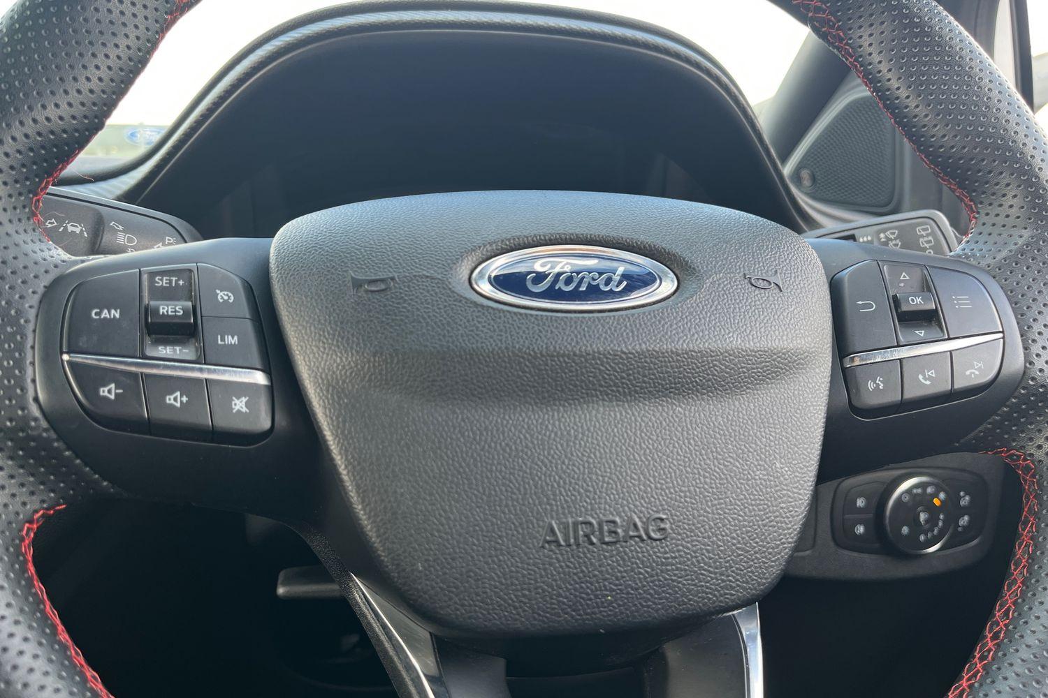 Ford PUMA Photo 35