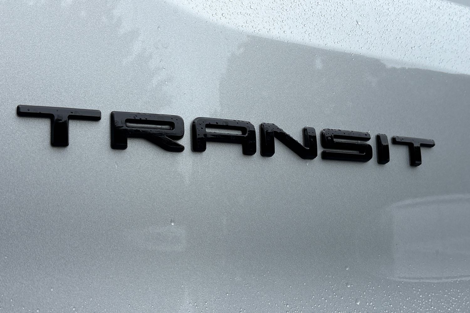 Ford Transit Photo 19