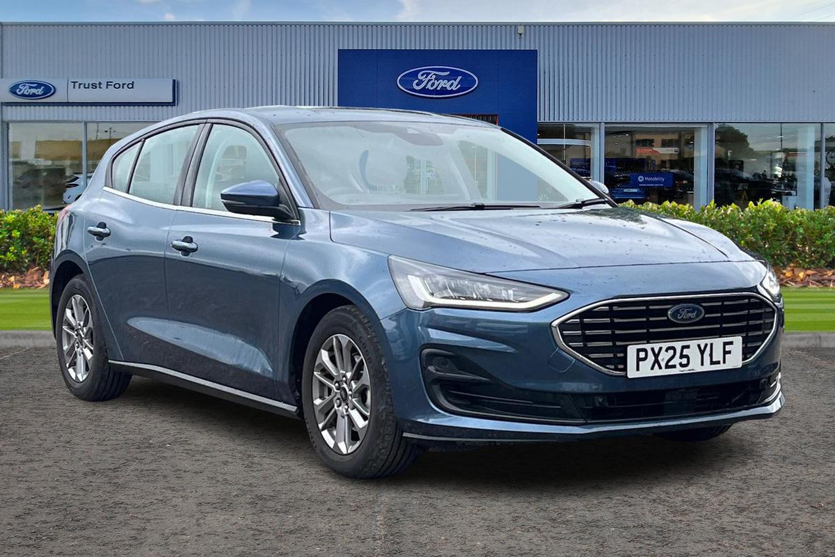 Ford Focus listing photo
