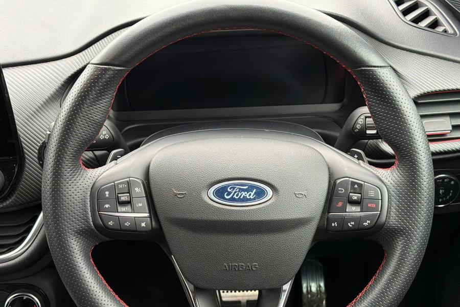 Ford PUMA Photo autoimg-426f13d505296e90145a46da07b74aba04007624.jpg