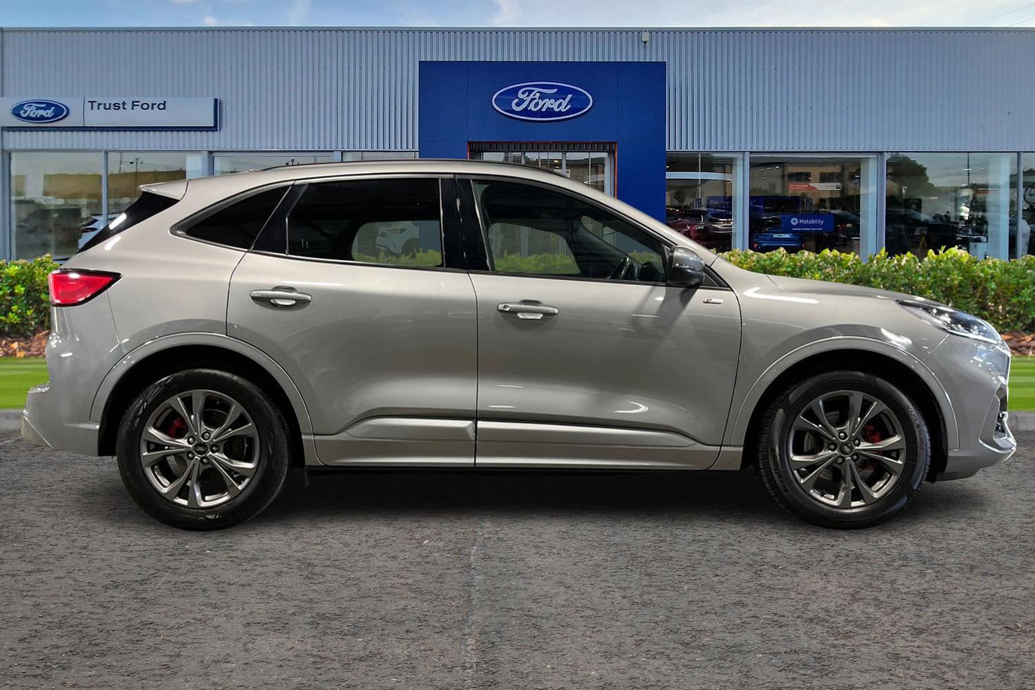 Ford Kuga Photo 2
