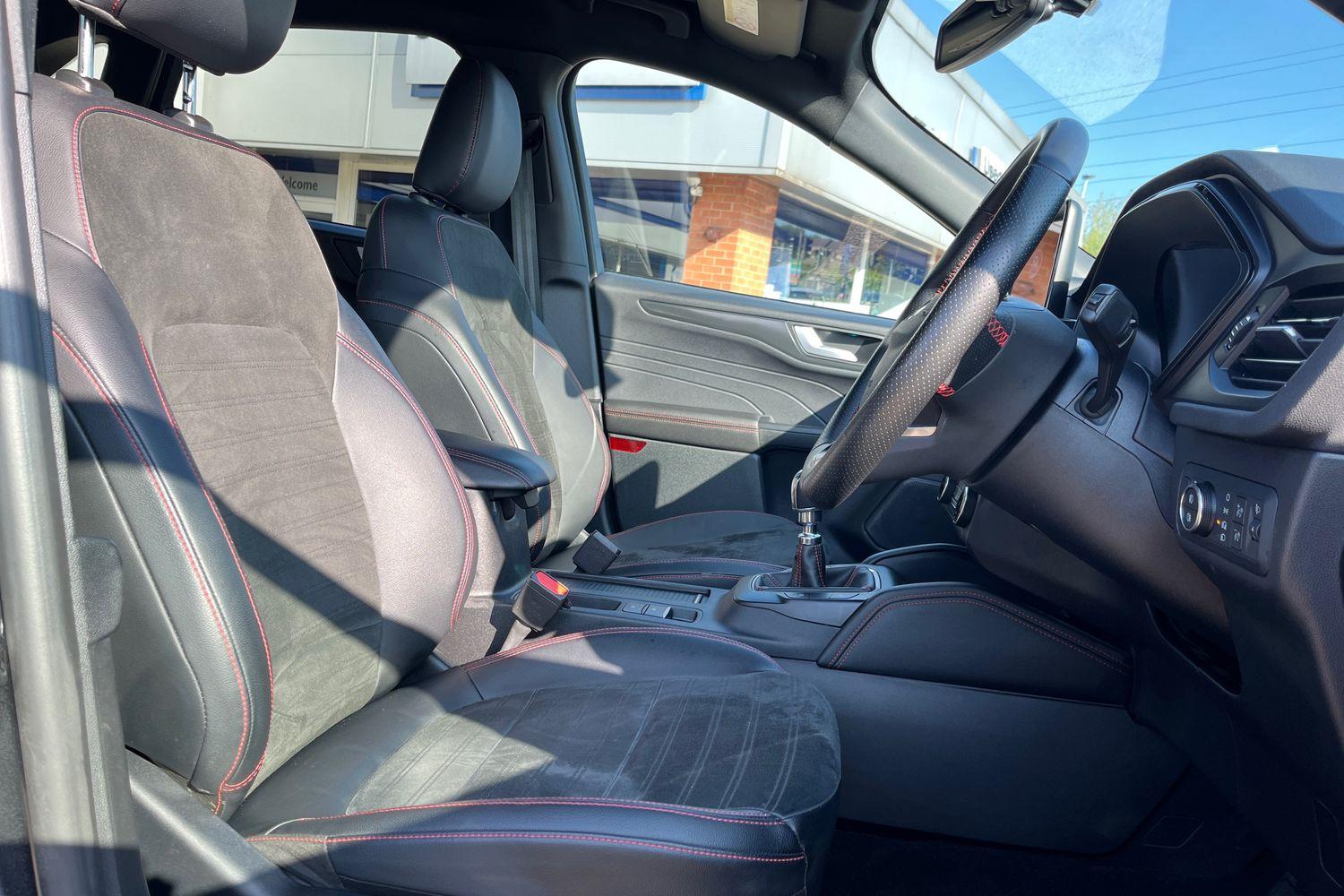 Ford Kuga Photo 16