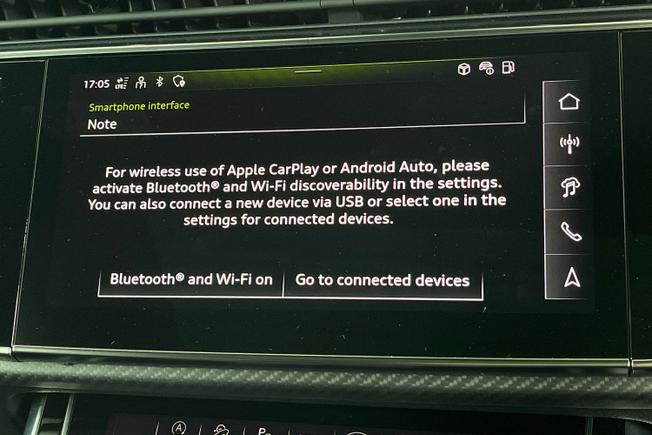 AUDI Rsq8 Photo 22