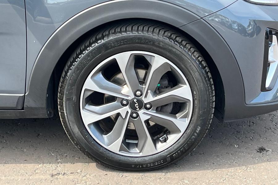 Kia STONIC Photo autoimg-427a63f7e58c0b01aaf6339ad7bd4b1555ef0e8b.jpg