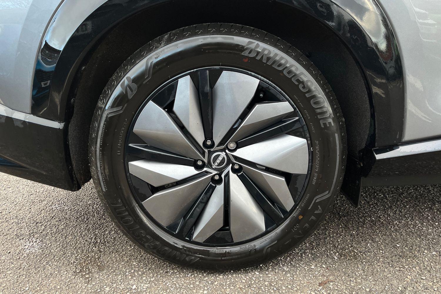 Nissan Ariya Photo 7