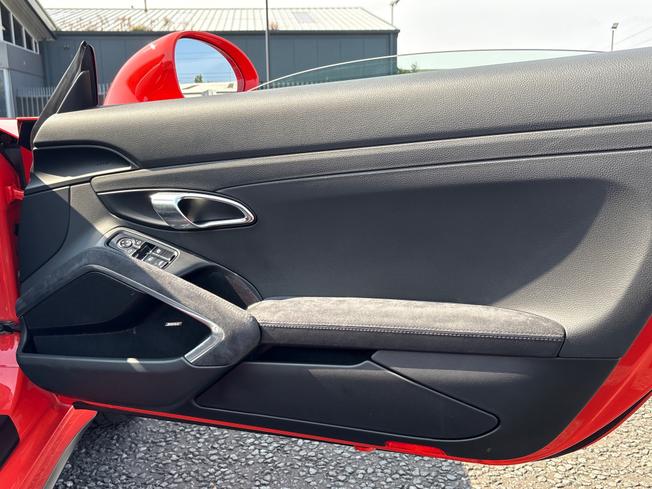PORSCHE 911 Photo 28