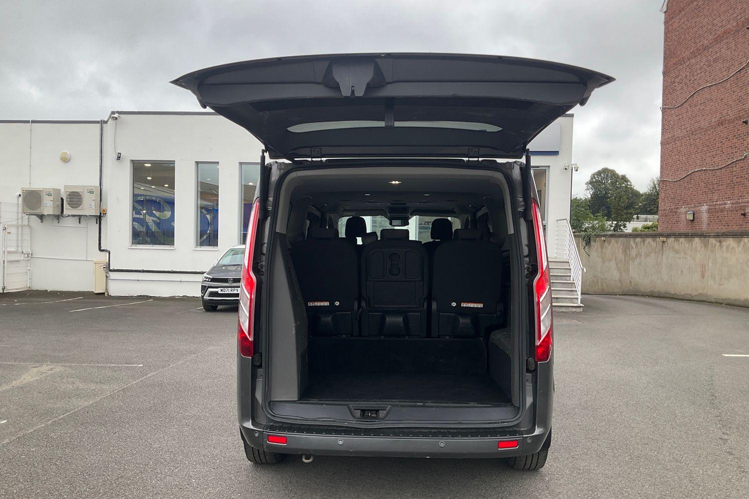 Ford TOURNEO CUSTOM Photo 5