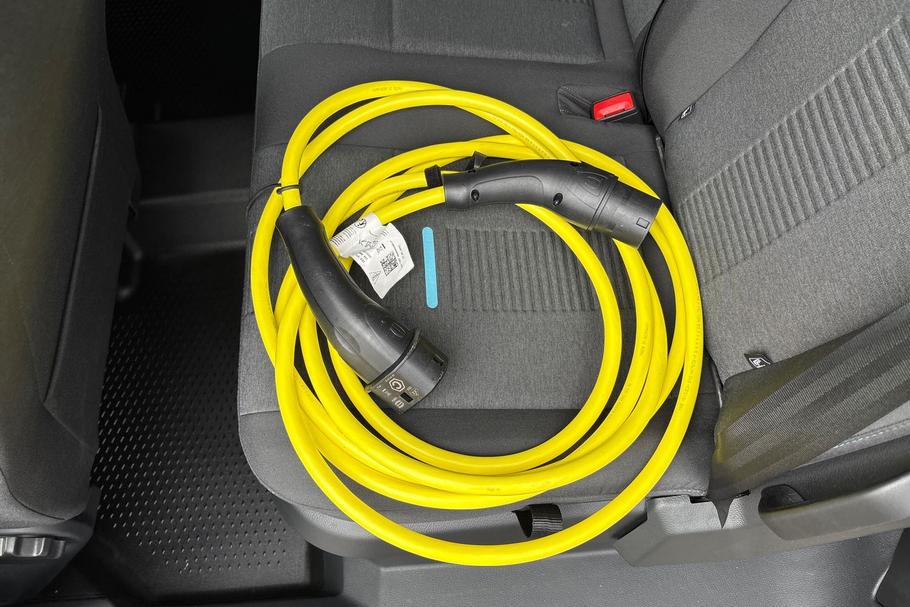Used FORD TRANSIT CONNECT YR25BNE 8