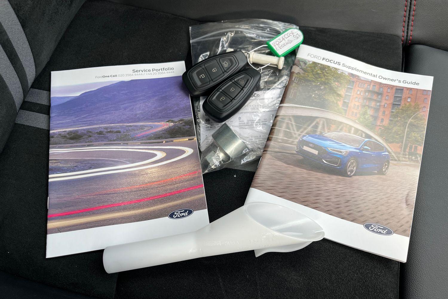 Ford FOCUS Photo 21