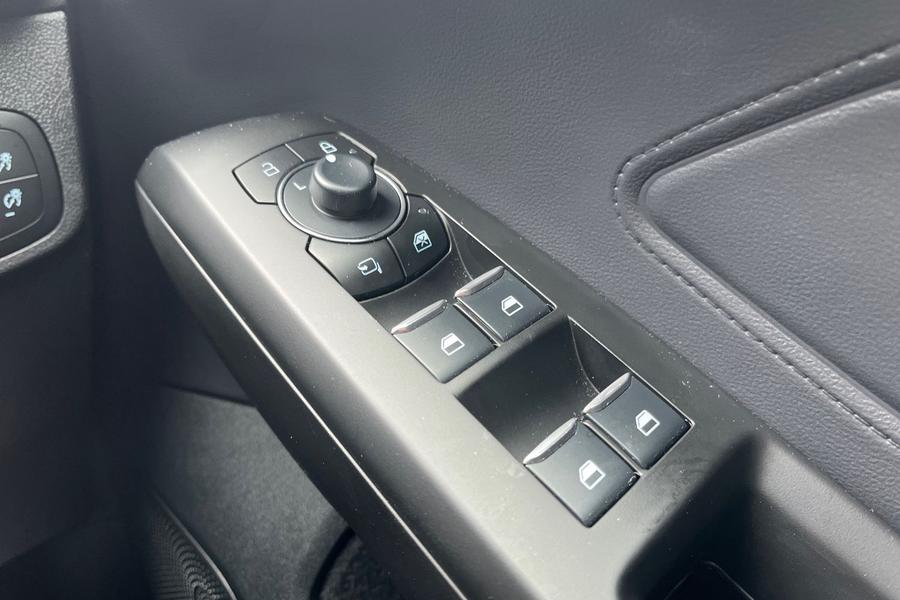 Ford FOCUS Photo autoimg-42836199376fb212fbce600939339dc5b5a87a18.jpg