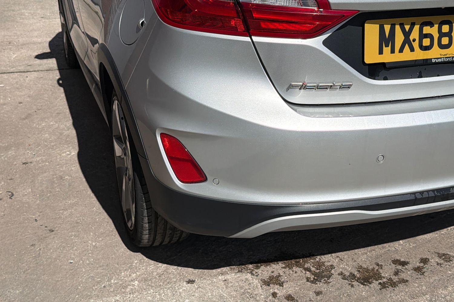 Ford FIESTA Photo 22