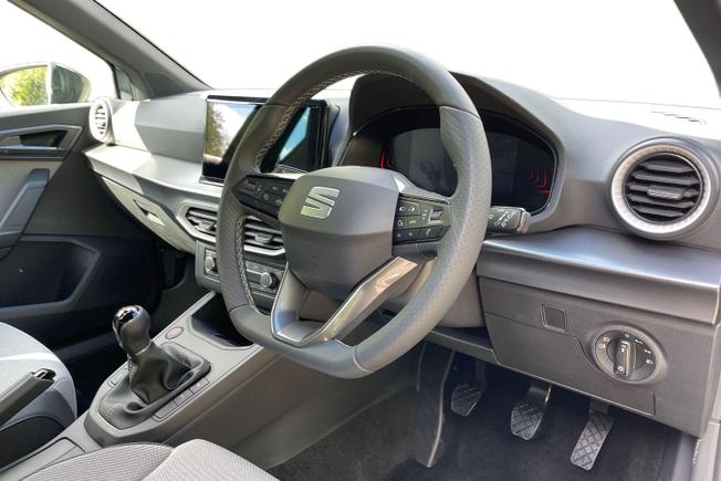 SEAT Arona Photo 6