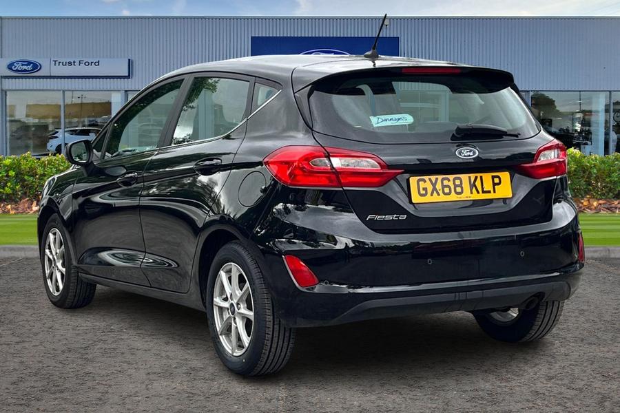 Ford Fiesta Photo autoimg-4286f32f1f2bc38275613e95729646ac9d2606cd.jpg