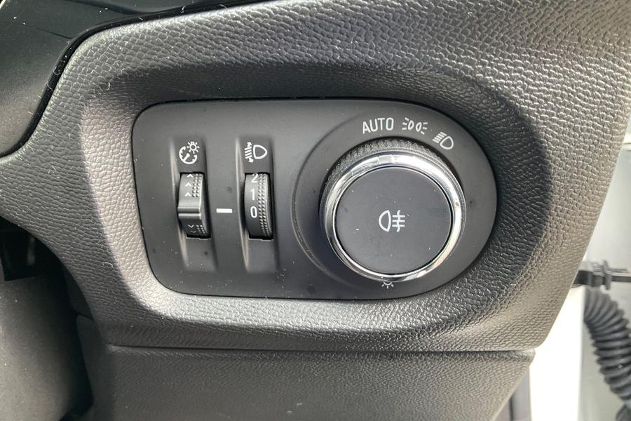 Vauxhall Corsa Photo autoimg-428b112f7fbe8f0454f5b4b5352b5e2c35b45c2e.jpg