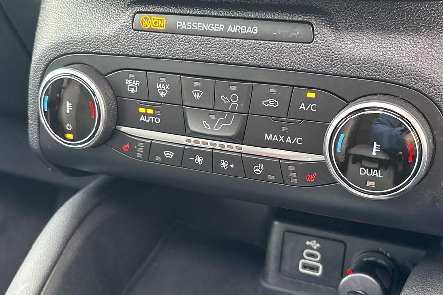 Ford Kuga Photo autoimg-42916c3158bb4cbea128563eb0f123d5461cb420.jpg