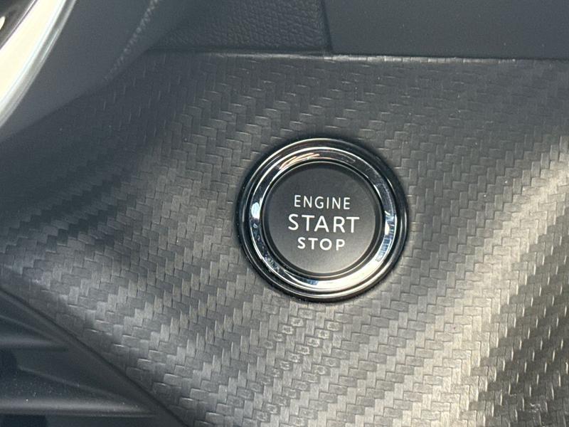 Used Peugeot 208 NU72OBC 40