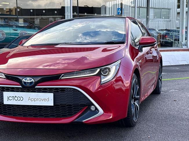 TOYOTA Corolla Photo 29