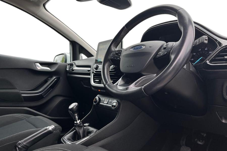 Ford Fiesta Photo autoimg-429b1fdc58fe8df7d728cfa383f75673f42057c9.jpg