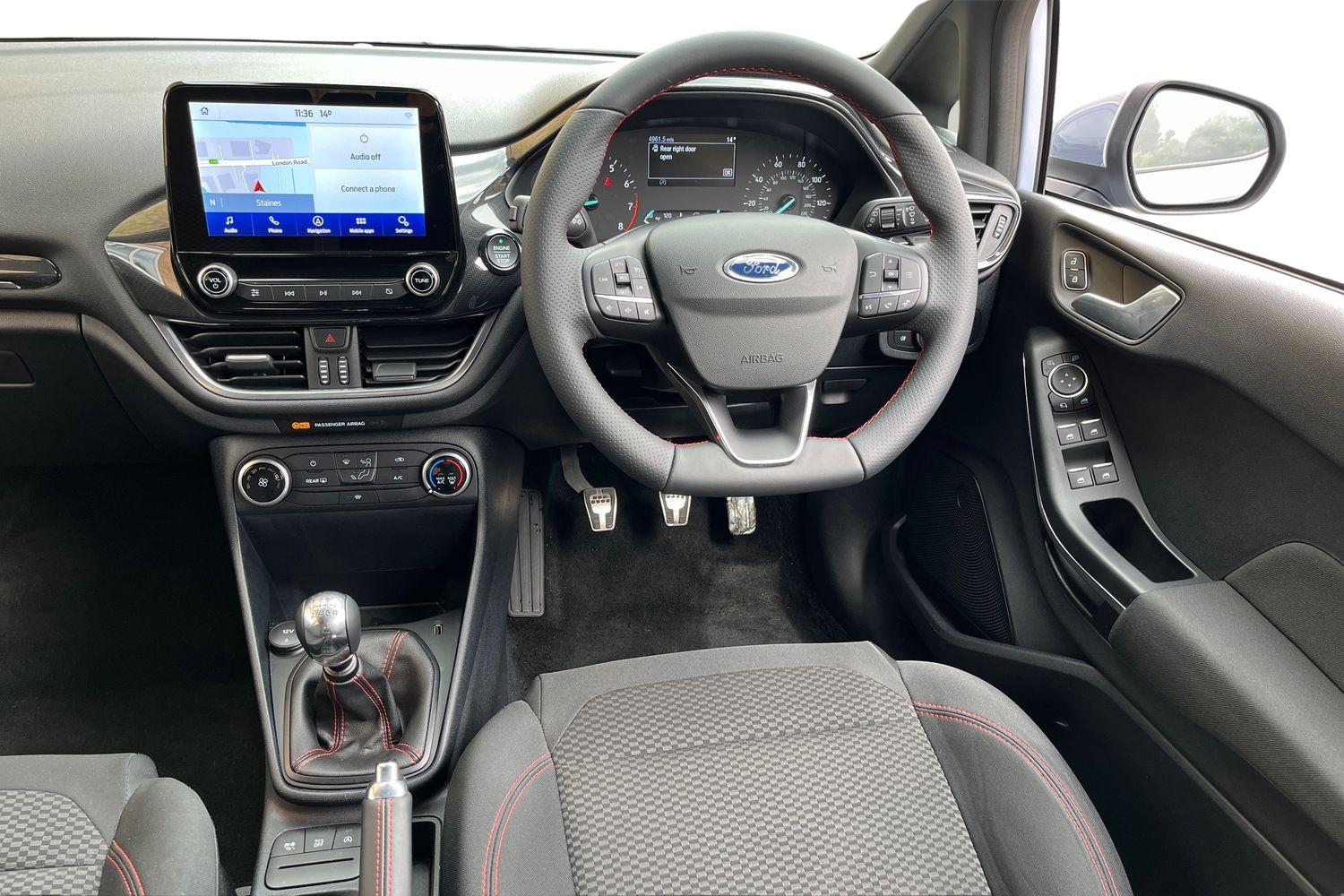 Ford Fiesta Photo 10