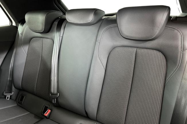 AUDI Q2 Photo 9