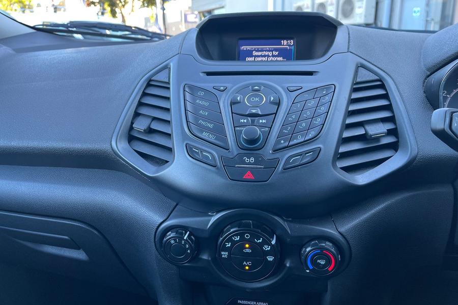 Ford ECOSPORT Photo autoimg-42a0d5bc1f6369031624867006b42c86e6fdf6a9.jpg