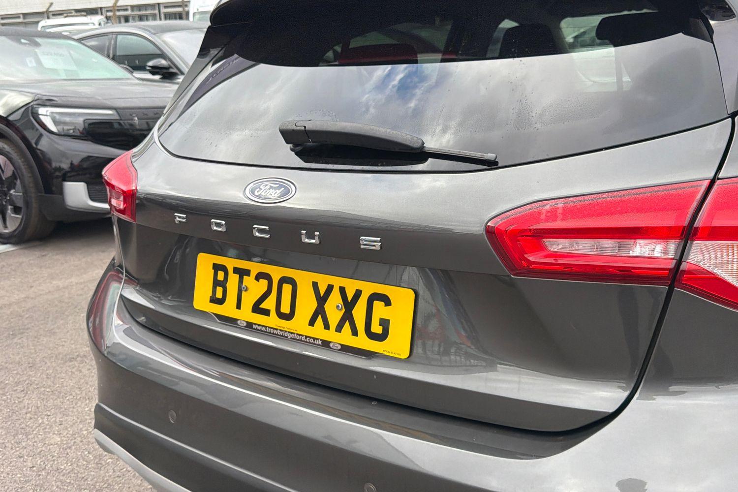 Ford Focus Photo 32