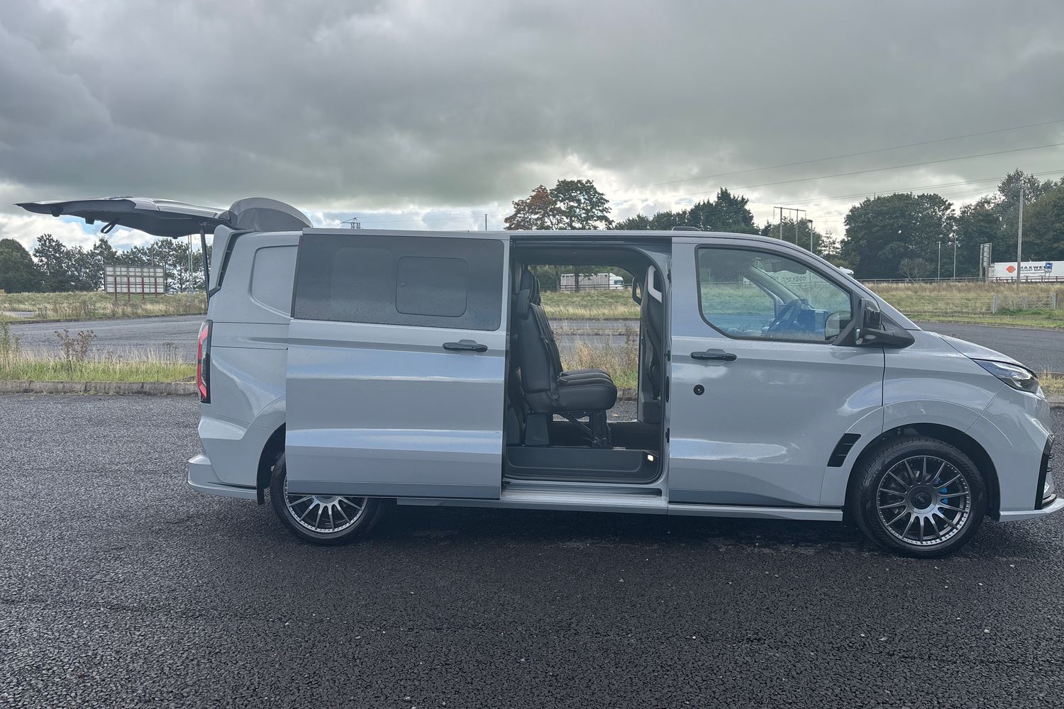 Ford TRANSIT CUSTOM Photo 29