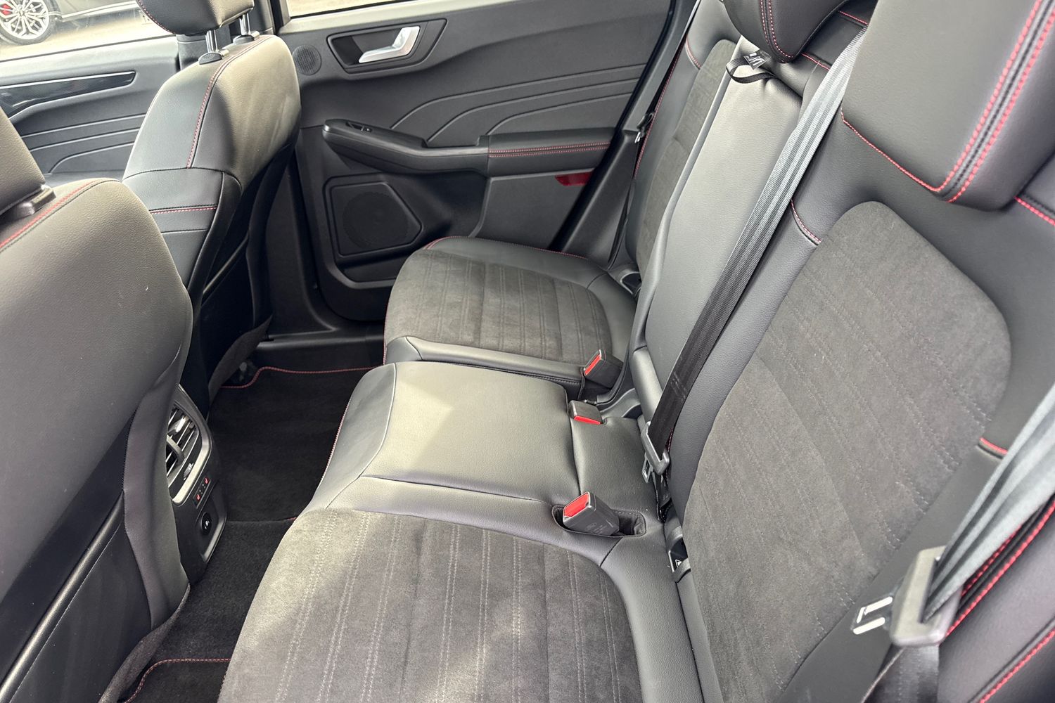 Ford KUGA Photo 19