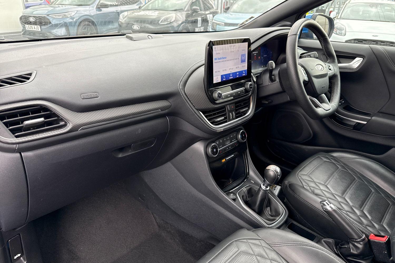 Ford PUMA Photo 17