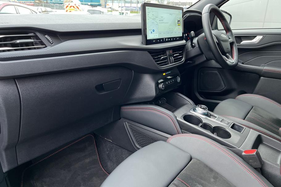 Used Ford KUGA SV25VKT 18