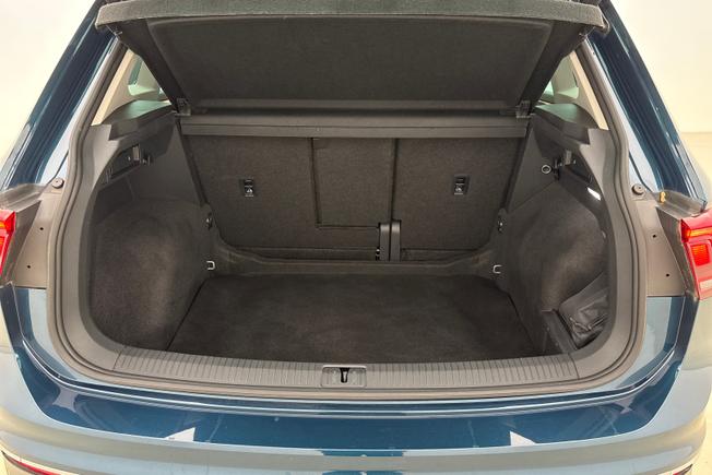 VOLKSWAGEN Tiguan Photo 12