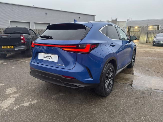 Lexus NX Photo 27