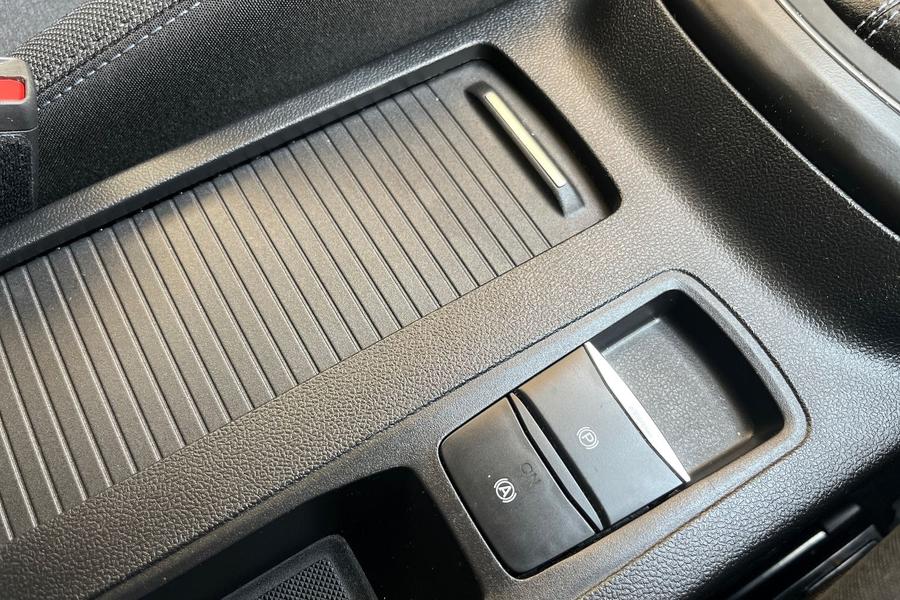 Ford FOCUS Photo autoimg-42b8d3650a2a64634d0e83590b11803ccef50bc3.jpg