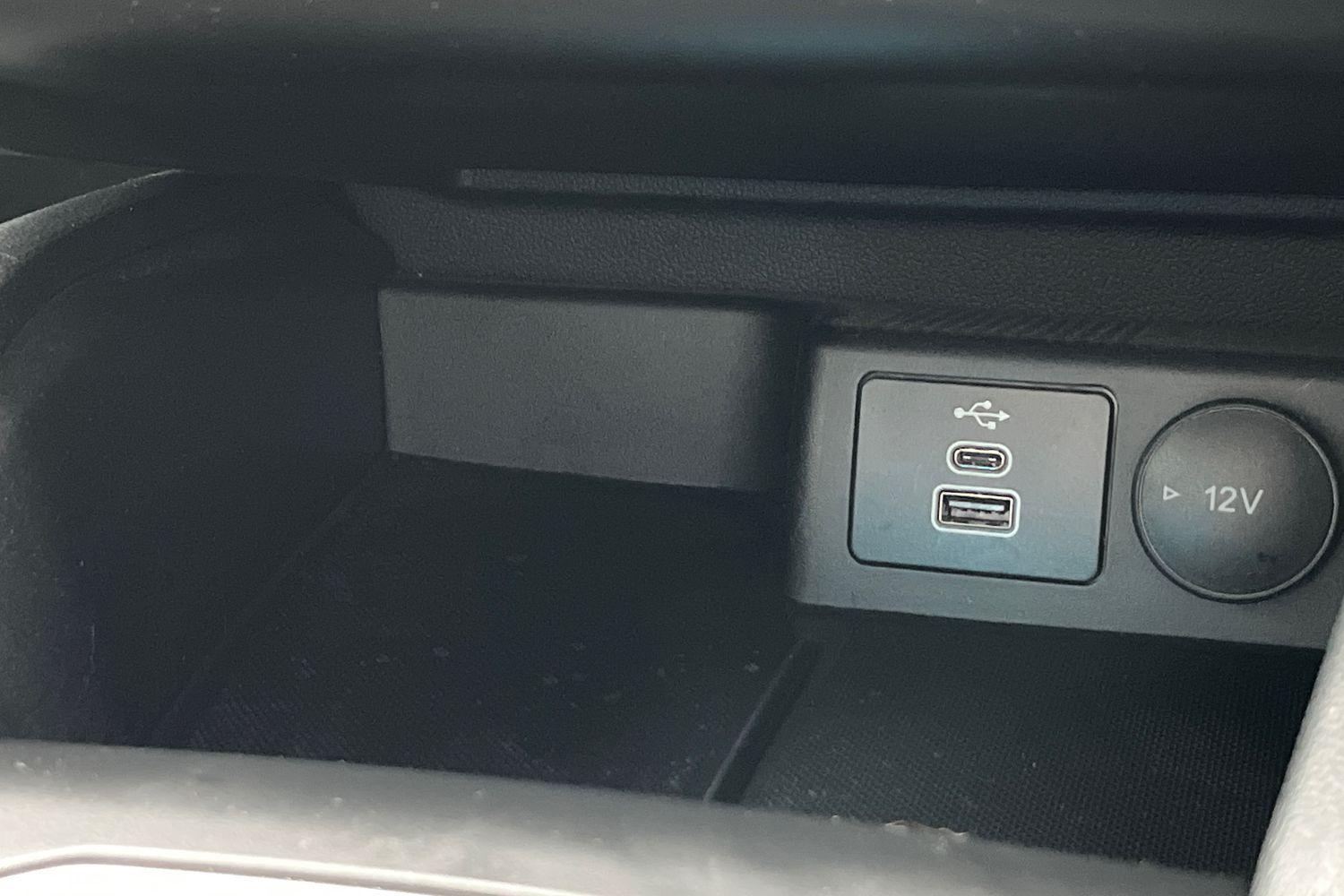 Ford FOCUS Photo 34