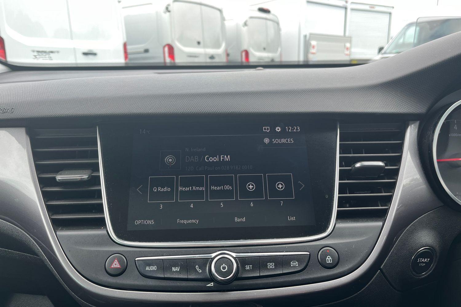 Vauxhall CROSSLAND X Photo 27