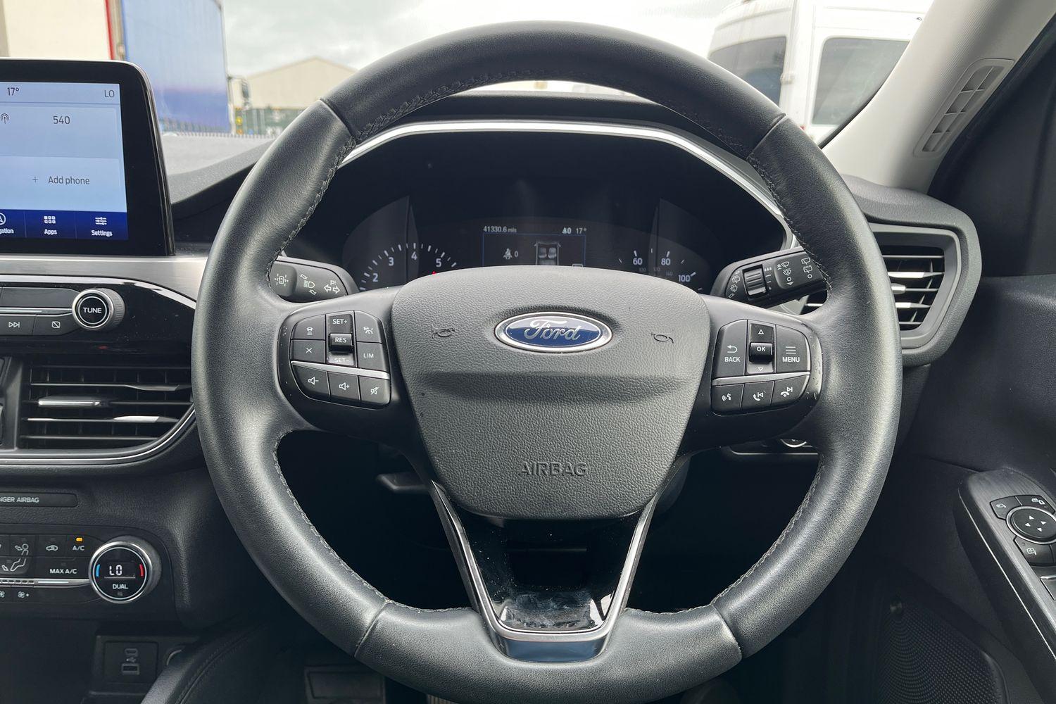 Ford KUGA Photo 11