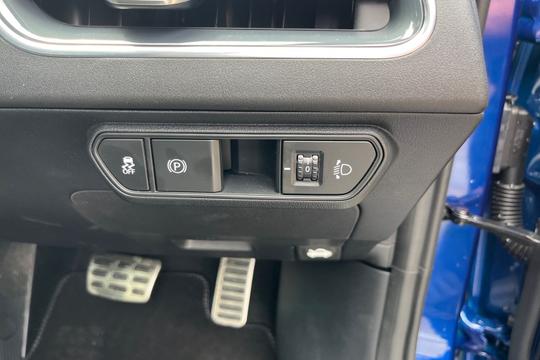 Kia K4 Photo autoimg-42ca1959b9cfbfa4fd5f4ed3b180ec07add686d0.jpg