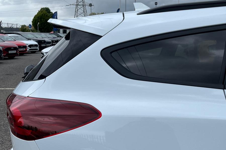 Ford FOCUS Photo autoimg-42d08526a2cf728c42d6a29bed06ce5270ea5dfe.jpg