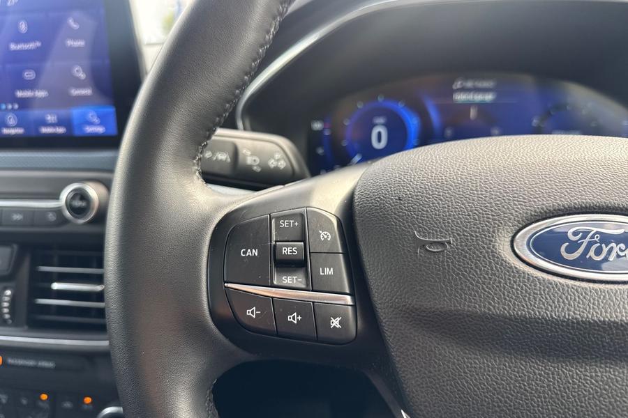 Ford FOCUS Photo autoimg-42d1f4c3b69f3a7bb550ea470e0ca6e896b9bd5f.jpg