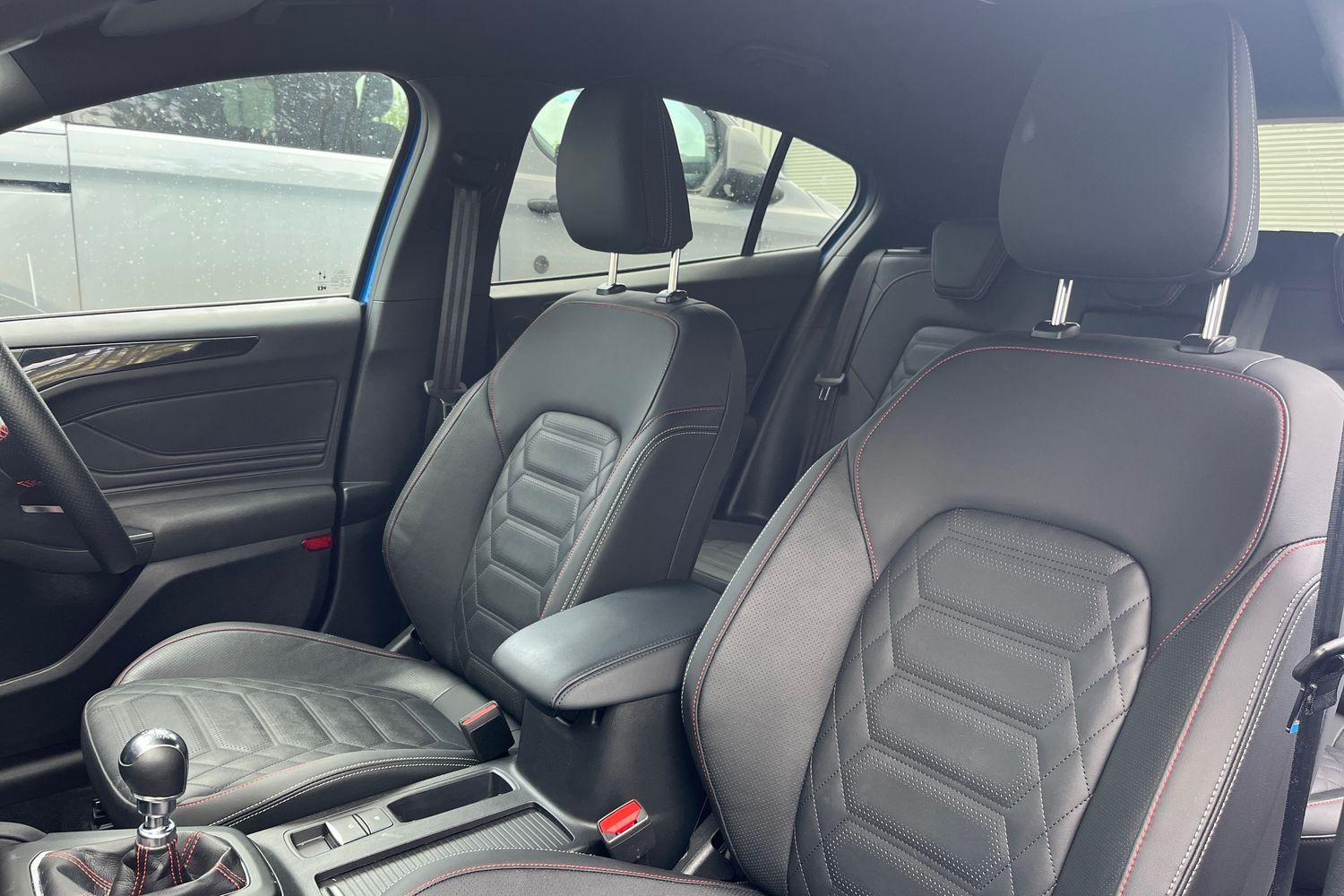 Ford Focus Photo 18