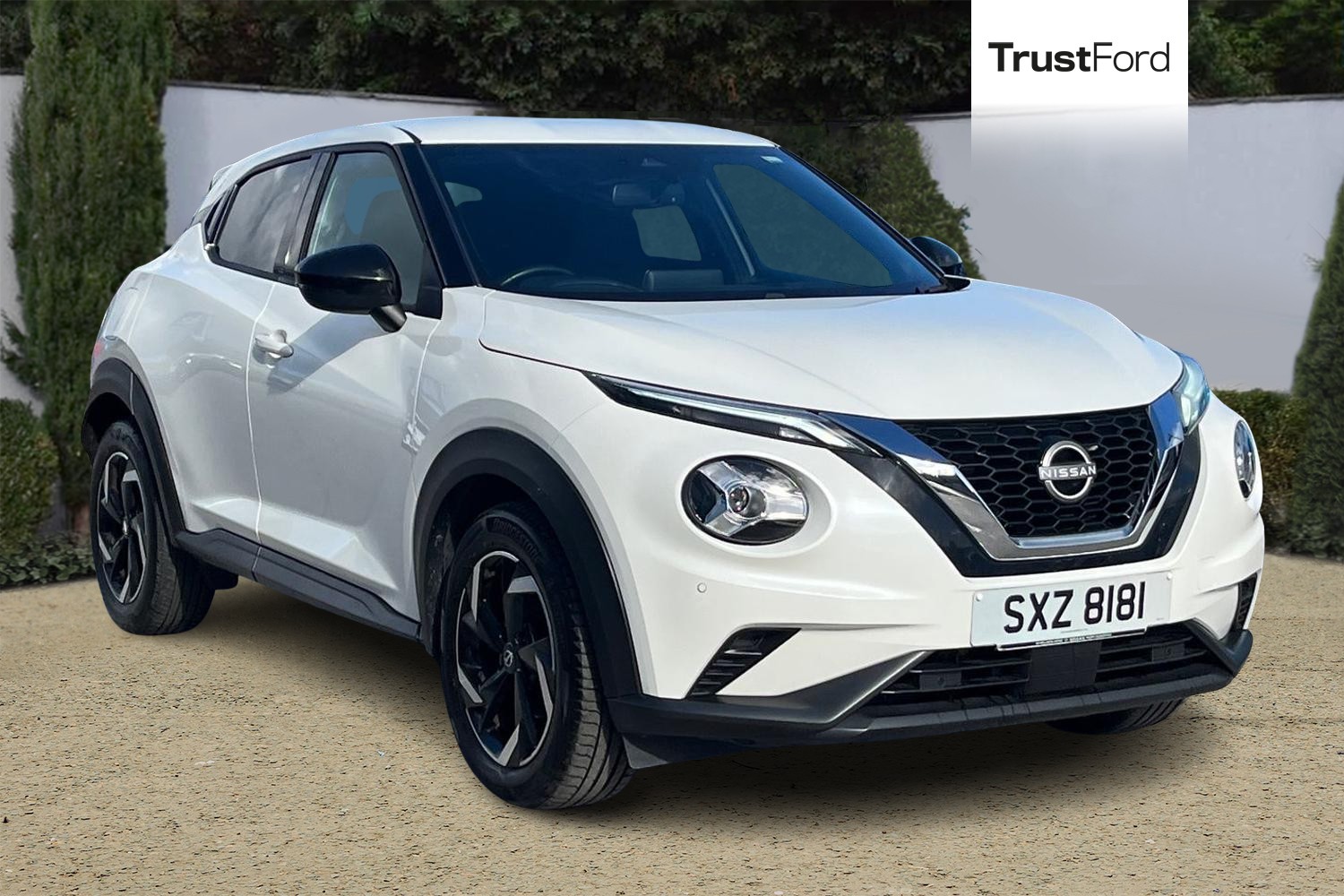 Nissan JUKE Photo 0