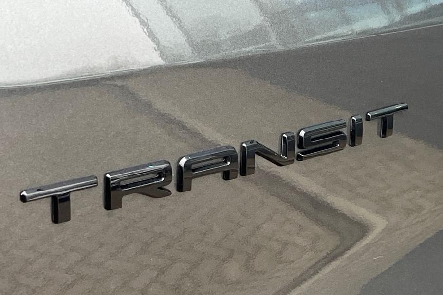 Used FORD TRANSIT WR75JCZ 19