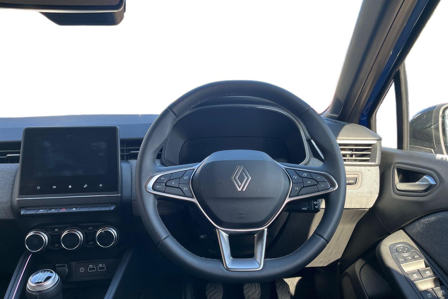 RENAULT CLIO Photo 10