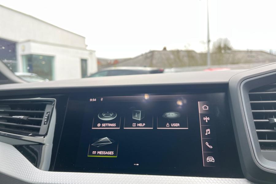 Audi A1 Photo autoimg-42ddafbec150ce6eb2216c7ccc0c3759d3e160c6.jpg
