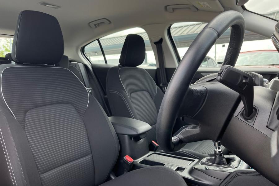 Ford Focus Photo autoimg-42e029a854140c8a5380c231cfa99887d9374755.jpg